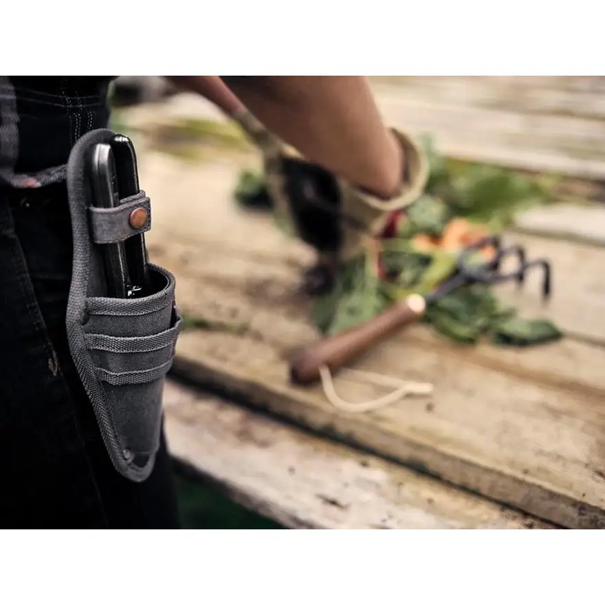 opplanet-barebones-metal-pruners-waxed-canvas-sheath-gdn-050-av-4@2x